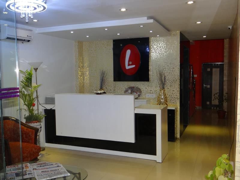 Linear Inn Indore Bagian luar foto